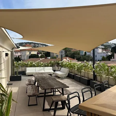Penthouse De Luxe A Terrasse 200m2 Garage Port & Бандоль