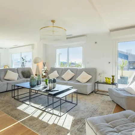 Penthouse De Luxe A Terrasse 200m2 Garage Port &