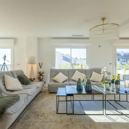 Penthouse De Luxe A Terrasse 200m2 Garage Port & شقة
